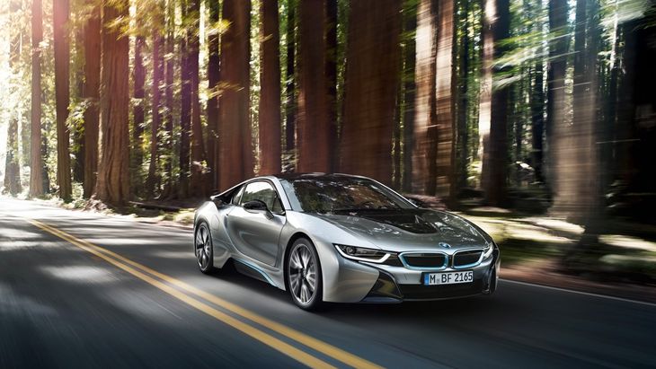 Akcja serwisowa BMW i8 wzywane do serwisów Autokult.pl