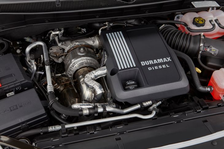Dumarey chce zacząć od diesli Duramax produkcji GM