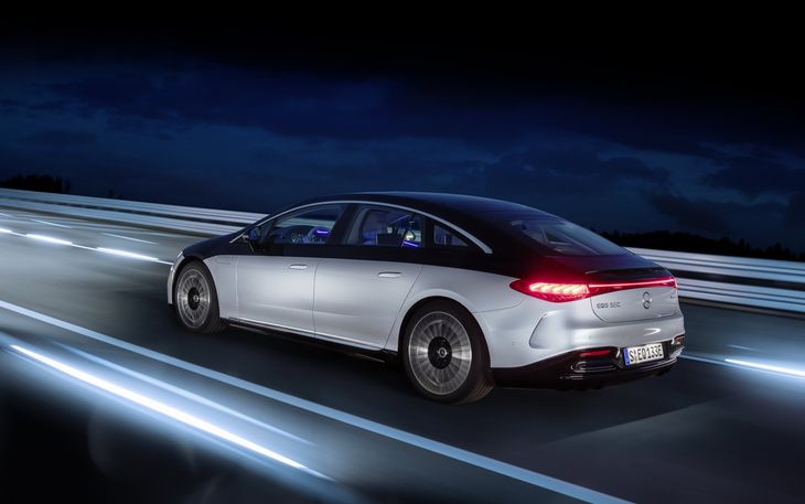 Mercedes-Benz EQS (2021 год)
