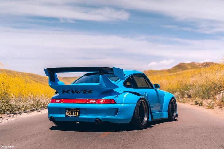 Porsche 911 993 rwb