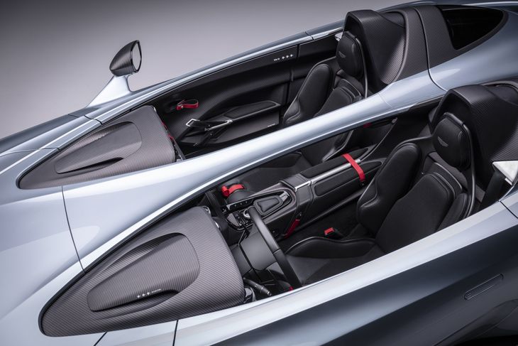 Aston Martin V12 Speedster to prawdziwe dzieło sztuka na