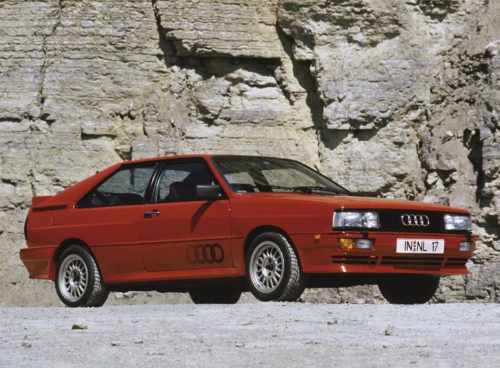 Фото audi quattro