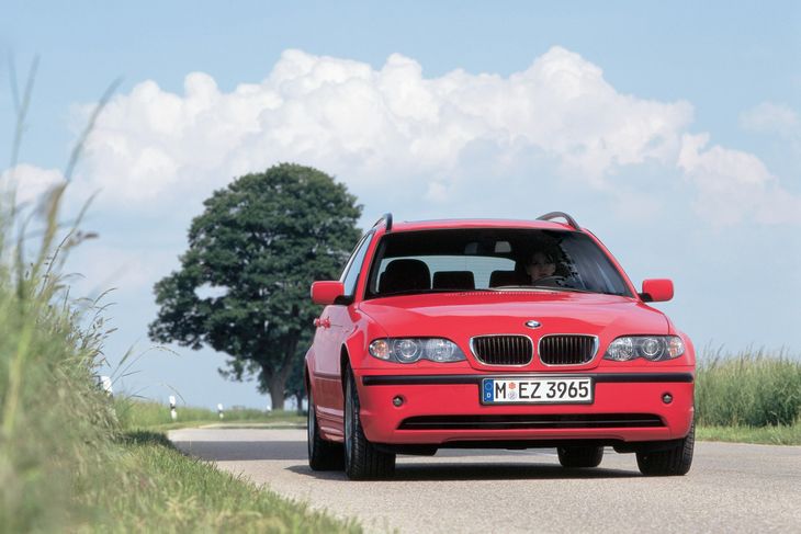 Co jest lepsze: Audi A4 czy BMW Serii 3? | Autokult.pl