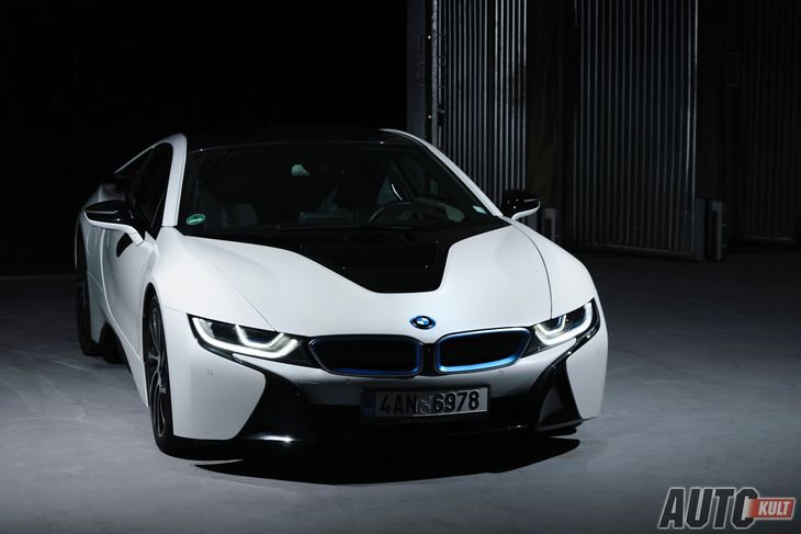 BMW i8 test, opinia, spalanie, cena Autokult.pl