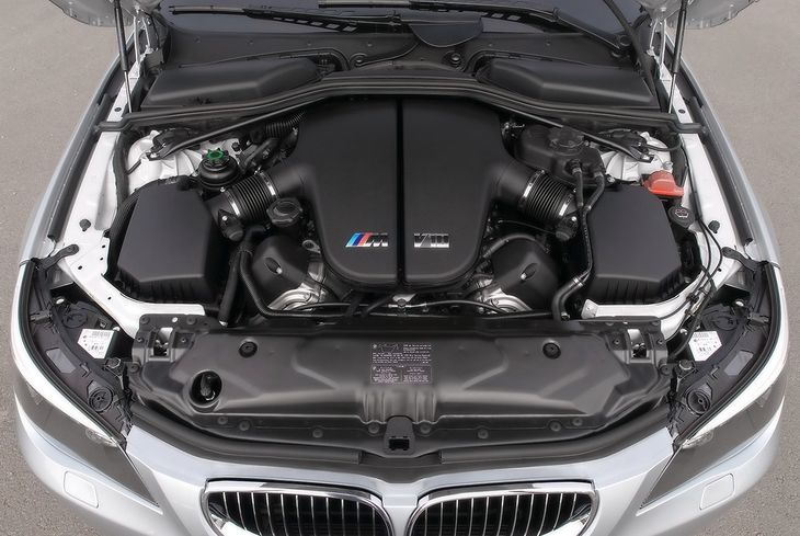 BMW M5 E60 [z drugiej ręki] Autokult.pl