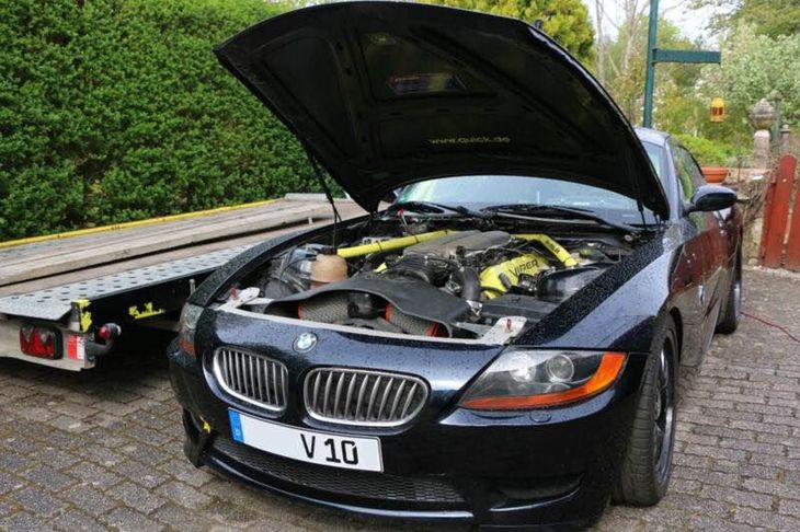 BMW Z4 z 8,3litrowym silnikiem V10 Dodge'a Vipera