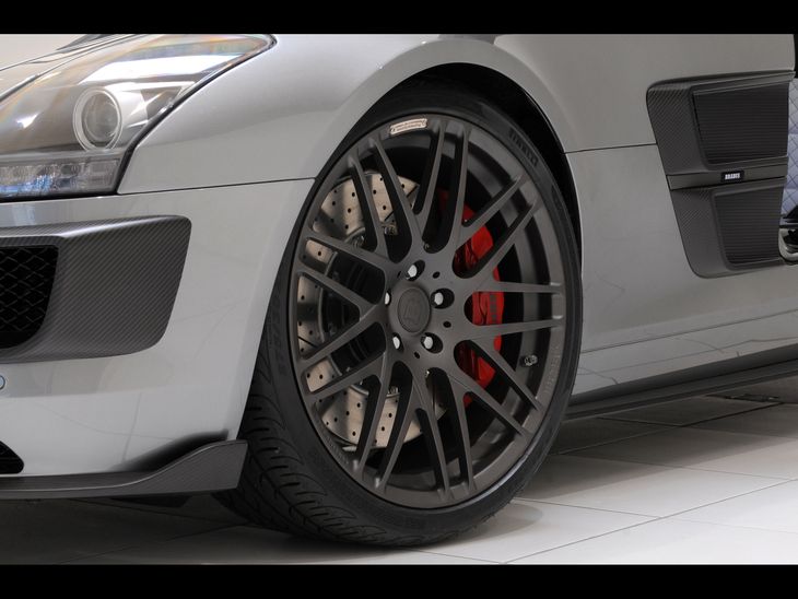 Brabus SLS AMG 700 Biturbo fot.12