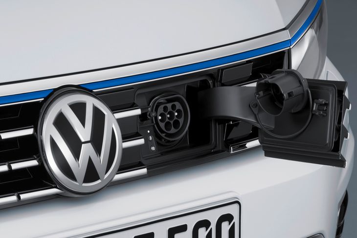 Koncern Volkswagena chce wprowadzić co najmniej 20 hybryd