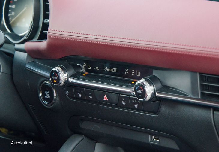 Mazda 3 2.0 SkyactivX test, opinia, zużycie paliwa