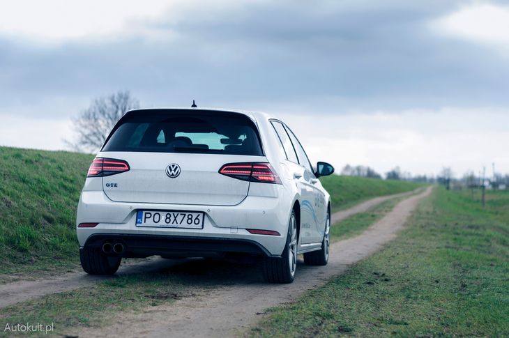 Test Volkswagen Golf Gte - Opinia, Wrażenia, Dane Techniczne, Spalanie | Autokult.pl