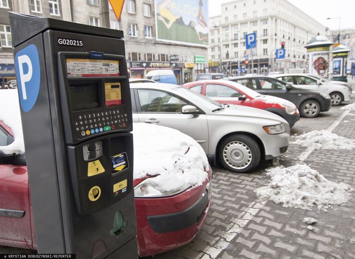 Kierowcy nie unikną mandatu za parkowanie. W Warszawie