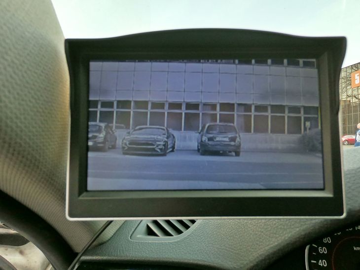 Zasadnicza rÃ³Å¼nica pomiÄdzy polskim NVision a francuskim Night Vision z Peugeota 508 to moÅ¼liwoÅÄ dziaÅania za dnia