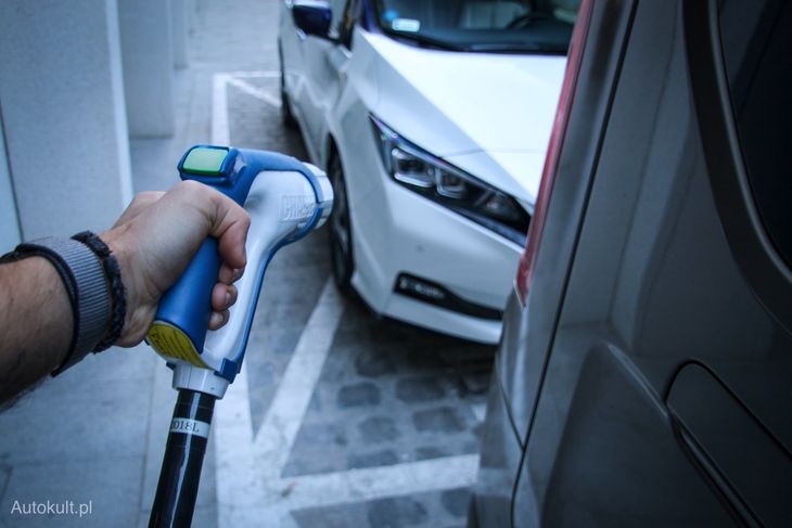 Dopłaty do aut elektrycznych wyniosą nawet 18 750 zł