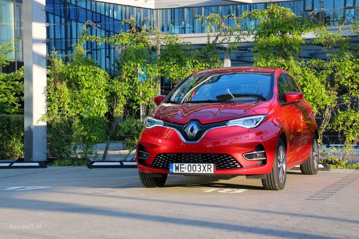 Miejskie Renault Zoe możemy "mieć" już za 1400 zł netto miesięcznie.