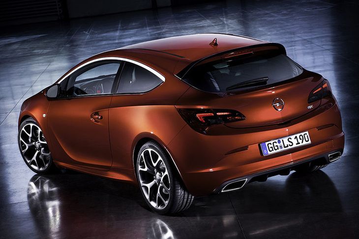 Opel astra gtc opc