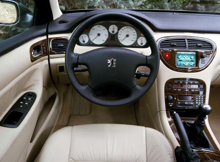 Peugeot 607 чехлы