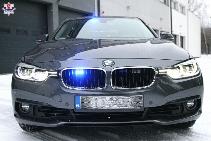 Nowe radiowozy policji. Wśród nich BMW serii 3 Gran