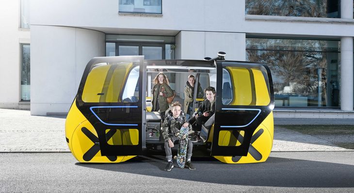Volkswagen proponuje szkolny autobus bez kierowcy. Dzieci