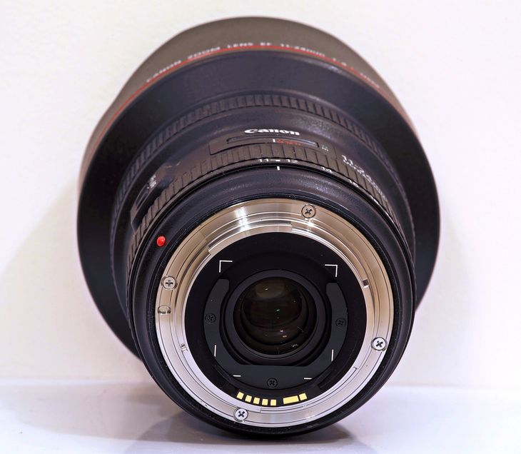 © Jarosław Brzeziński
Canon EF 11-24 mm f/4L USM, tylna szuflada na filtry żelatynowe.
Pełna rozdzielczość