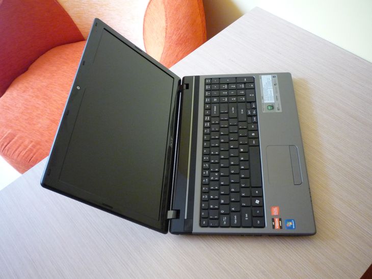 Acer aspire 5560g не включается