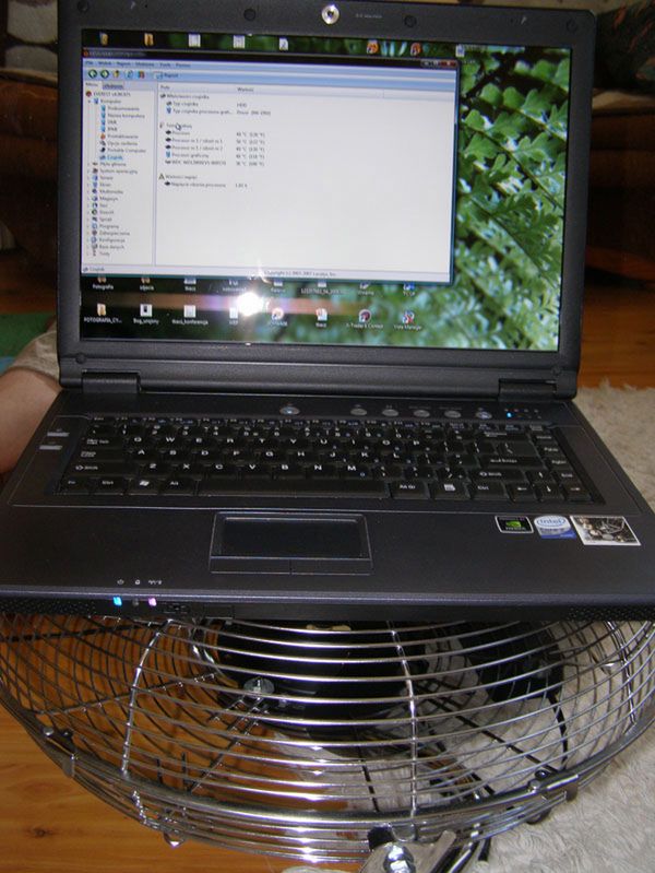Podkładka chłodząca pod laptopa w jaką warto