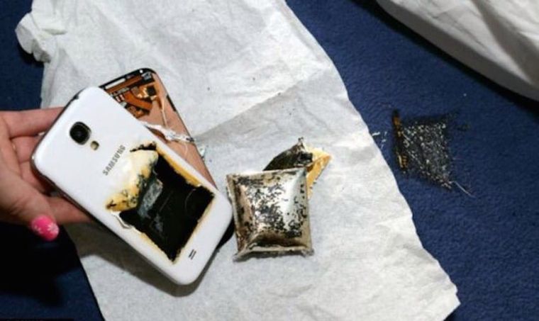 eksplozja telefonu komórkowego (1)