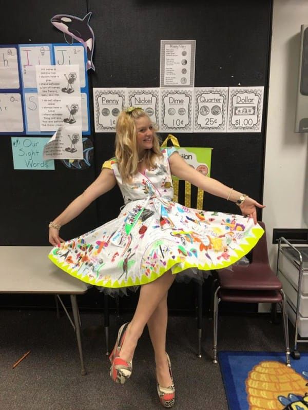 niesamowita-sukienka-nauczycielki4