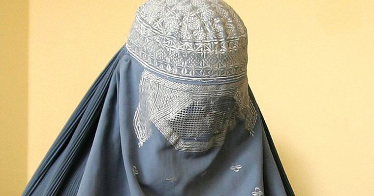 burka-zakazana-przez-isis