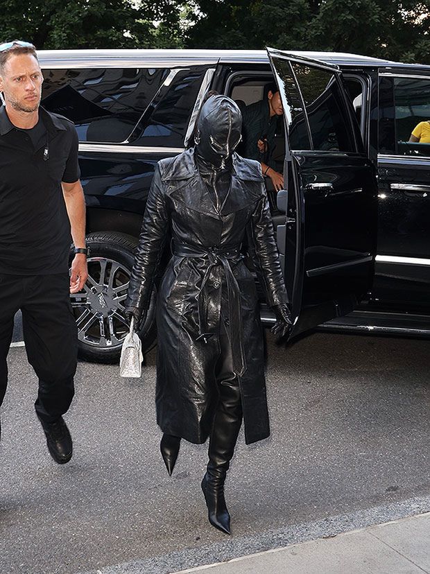 Kontrowersyjna stylizacja Kim Kardashian