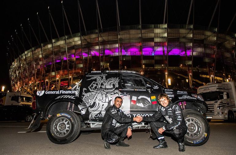 Sebastian Rozwadowski z Benediktasem Vanagasem podczas Verva Street Racing (fot. Facebook)