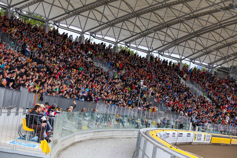 Stadion Olimpijski. Numer 3 w żużlowej PGE Ekstralidze.