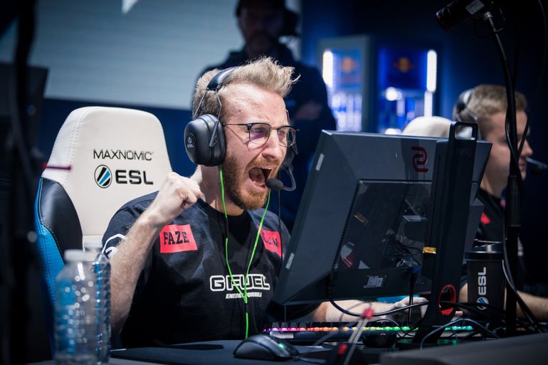 Olof "olofmeister" Kajbjer - zawodnik FaZe Clan.