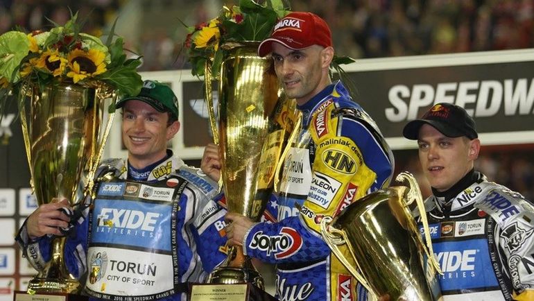 Podium GP Polskie w Toruniu w 2010 roku. Od lewej: Holta, Gollob, Hampel