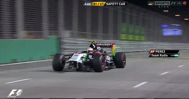 Sergio Perez bez przedniego skrzydła / fot. @SkySportsF1