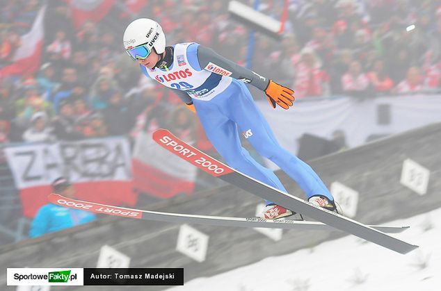 Jan Ziobro pierwszy raz na podium Pucharu Kontynentalnego znalazł się 27 grudnia 2012 roku w Engelbergu, kiedy był trzeci