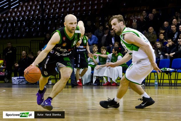 Damian Tokarski (z lewej) zdobył 17 punktów