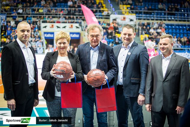 BM Slam Stal pracuje nad składem