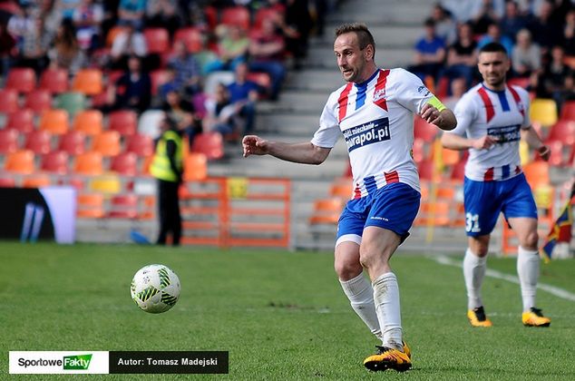 Marek Sokołowski w sezonie 2015/2016 zobaczył już 12 żółtych kartek