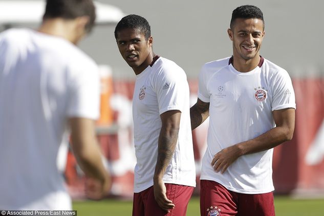 Douglas Costa i Thiago Alcantara