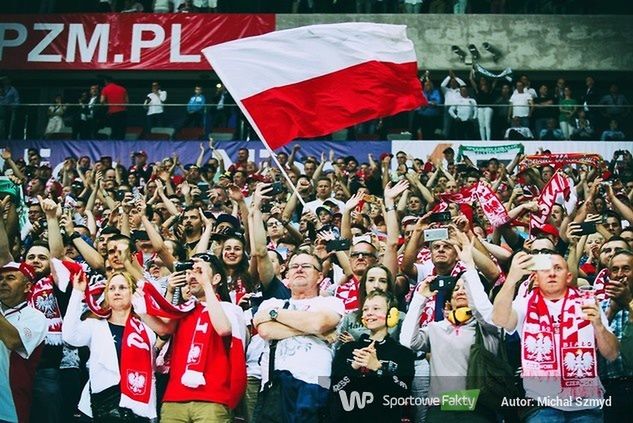 Polscy kibice zapełniają stadiony podczas międzynarodowych zawodów niemalże zawsze w komplecie