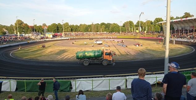 Kosmetyka toru (fot. Stanisław Wrona)