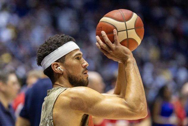 Devin Booker (fot. Getty Images)