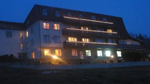 Ośrodek Kolonijno - Wypoczynkowy HUCUŁ Brenna – Brenna, Polska