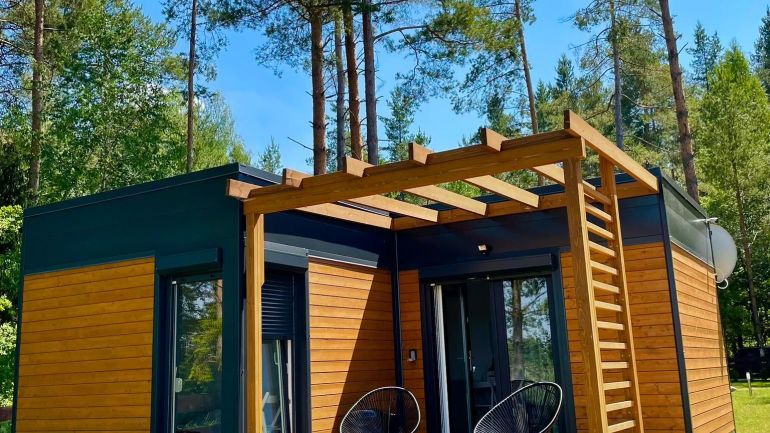 Makosieje Resort - domek 30 metrów od jeziora – Makosieje, Polonia