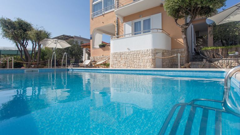 Seaside Family Friendly House With A Swimming Pool Sevid, Trogir - 22724 Sevid – Sevid, Croația