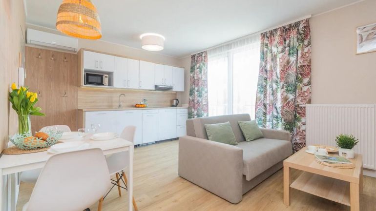 Stegna Forest-Apartament z wnęką sypialnianą i klimatyzacją M29 – Stegna, Polsko
