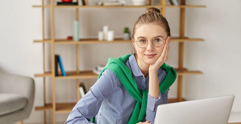 Praca online dla kobiet krok po kroku