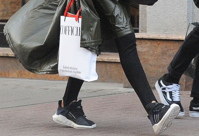 Strój Z Worka Na śmieci Maffashion w "sukni z worka na śmieci" - Pudelek