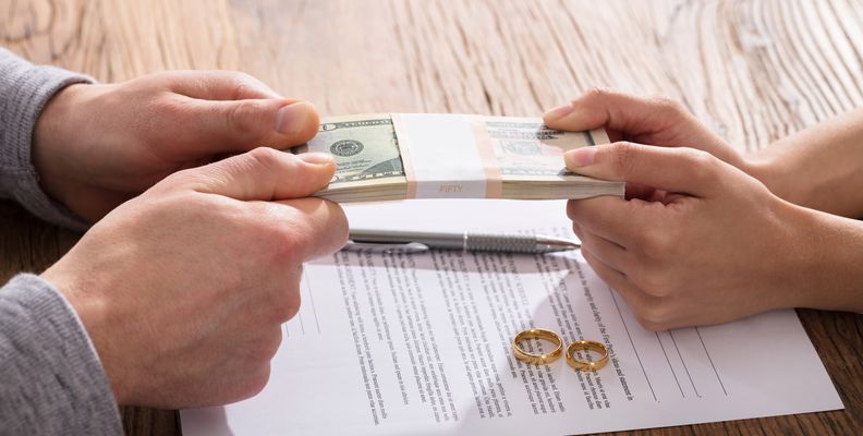 Jak wygląda spłata kredytu gotówkowego po rozwodzie?