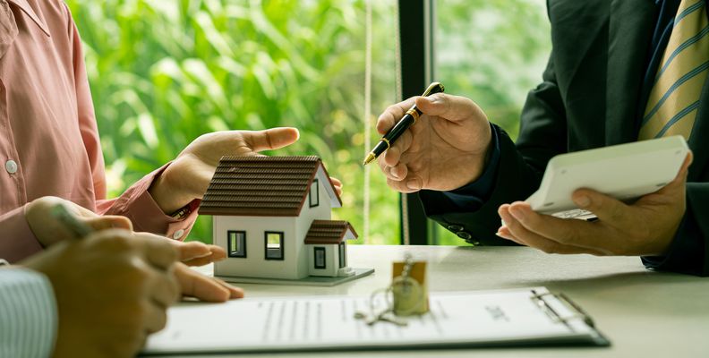 Jak sprzedać mieszkanie z kredytem hipotecznym?